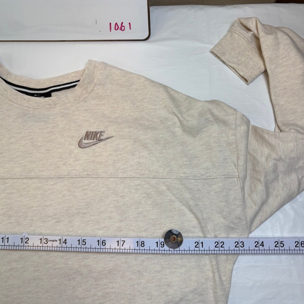 Nike Sportswear Womens Cropped Sweatshirt Oatmeal Heather AR3754-110 Small - Picture 5 of 9